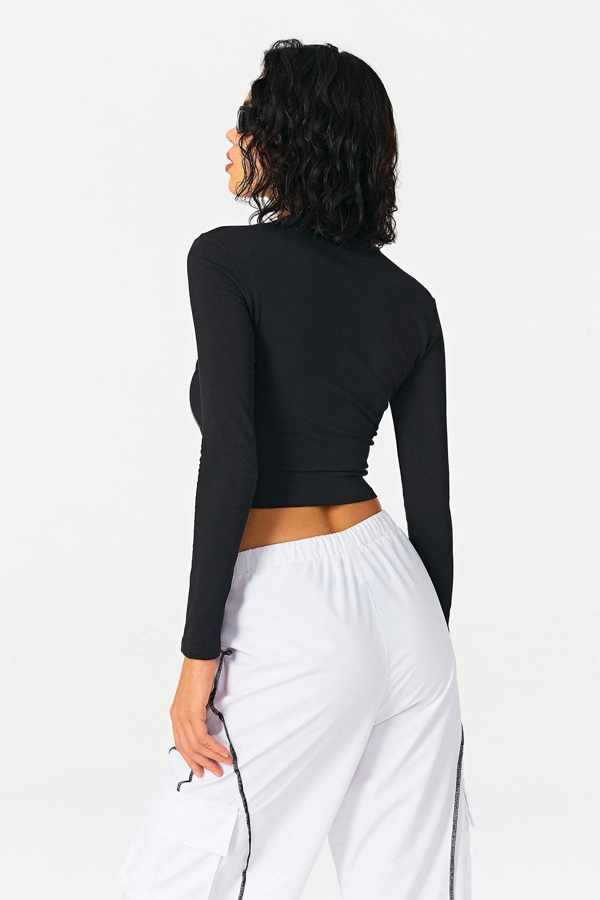 Contrast Trim High-Neck Knit Top