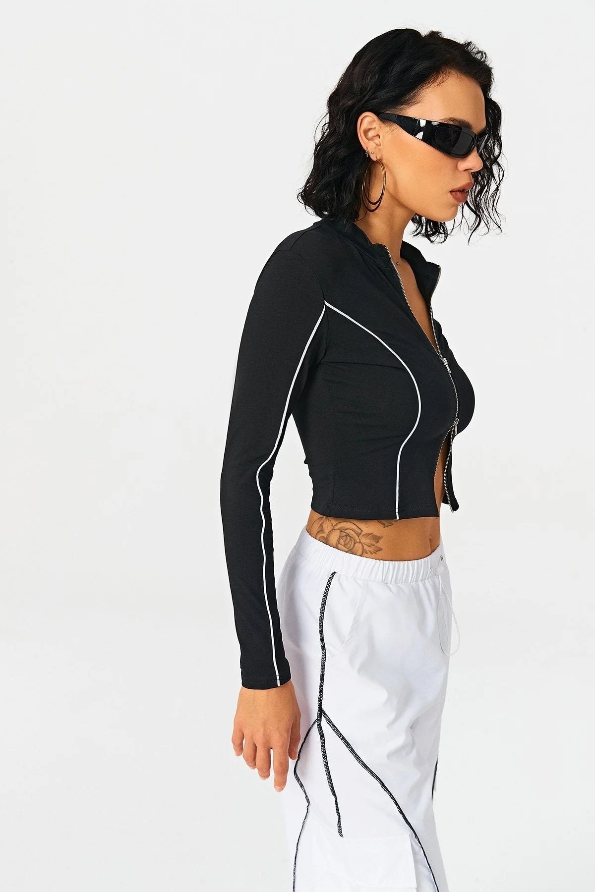 Contrast Trim High-Neck Knit Top